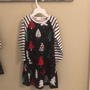 •A boutique Girls Christmas dress